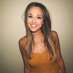 Meet your Posher, Abby